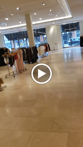 Clothing Store «Forever 21», reviews and photos, 3460 E Claiborne Square, Hampton, VA 23666, USA