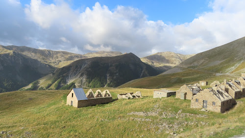 Camp des fourches à Saint-Dalmas-le-Selvage