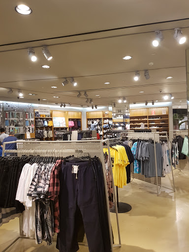 Stores to buy pajamas Kualalumpur