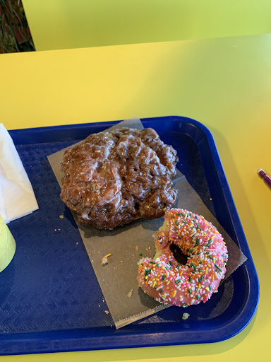 Donut Shop «Donut Burst», reviews and photos, 1870 S Garrison St, Lakewood, CO 80232, USA