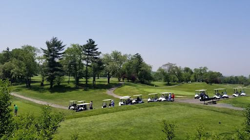 Golf Course «Douglaston Golf Course», reviews and photos, 6320 Marathon Pkwy, Douglaston, NY 11363, USA