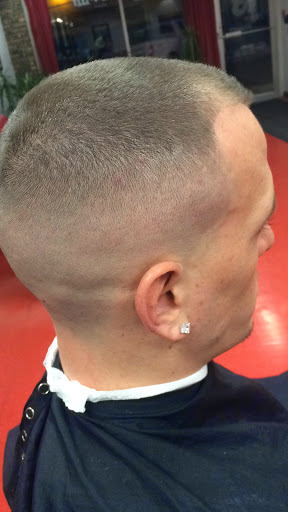 Barber Shop «Fades and Shaves Barbershop», reviews and photos, 1217 Maple Ave, Lisle, IL 60532, USA