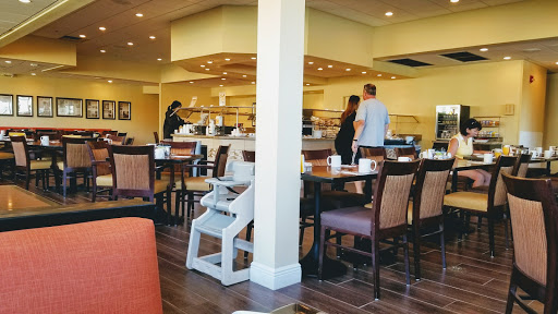 Hotel «Courtyard by Marriott Orlando Lake Buena Vista at Vista Centre», reviews and photos, 8501 Palm Pkwy, Orlando, FL 32836, USA