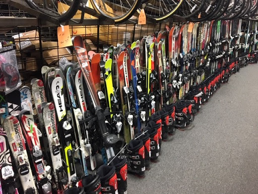 Sporting Goods Store «Play It Again Sports», reviews and photos, 3939 N Ashland Ave, Chicago, IL 60613, USA