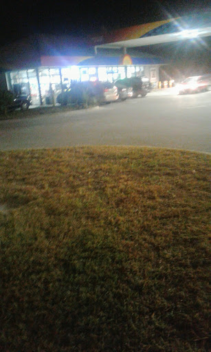 Gas Station «Sunoco Gas Station», reviews and photos, 105 W Burleigh Blvd, Tavares, FL 32778, USA