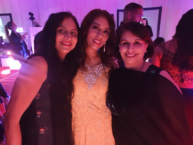 Reviews of Savera Foods in Watford - Caterer