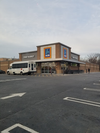 Supermarket «ALDI», reviews and photos, 1650 N Olden Ave, Ewing Township, NJ 08638, USA