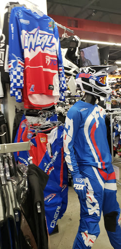 Motorcycle Parts Store «Cycle Gear», reviews and photos, 388 Tarrytown Rd, White Plains, NY 10607, USA