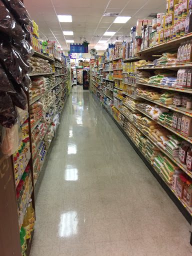 Supermarket «La Isla Supermarket», reviews and photos, 9722 US-192, Clermont, FL 34714, USA