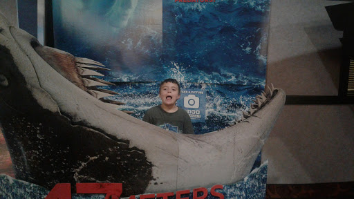 Movie Theater «Regal Cinemas Bowling Green 12», reviews and photos, 323 Great Escape Ave, Bowling Green, KY 42101, USA