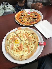 Plats et boissons du Pizzas à emporter L’AS de PIZZ - Pizzeria du Vieux-Lyon - n°1