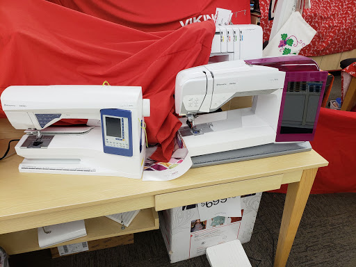 Shopping Mall «Midway Shopping Center», reviews and photos, 1001 Central Park Ave, Scarsdale, NY 10583, USA