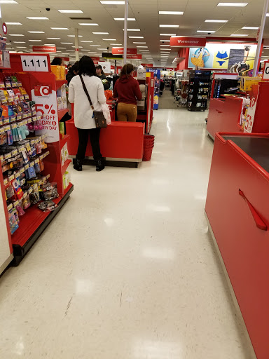 Department Store «Target», reviews and photos, 5901 Douglas Ave, Des Moines, IA 50322, USA