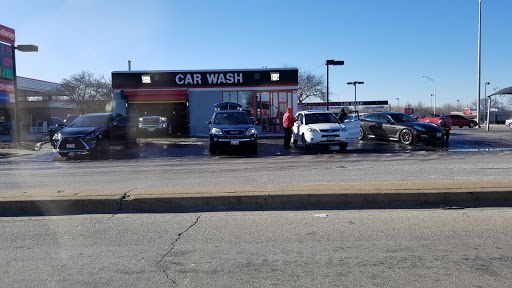 Vic's Express Car Wash & Detail Center en Bolingbrook