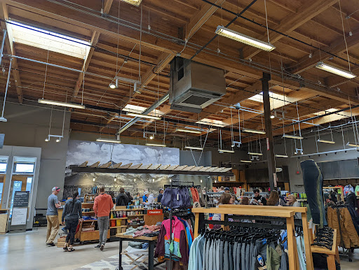 Camping Store «REI», reviews and photos, 1376 E Woodmen Rd, Colorado Springs, CO 80920, USA