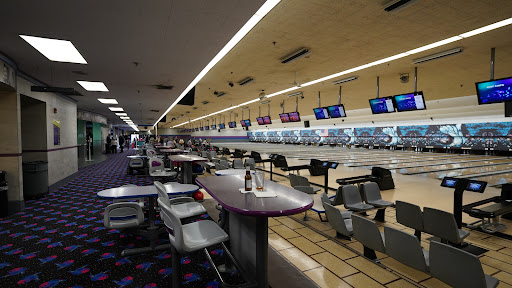Bowling Alley «Elk Grove Bowl», reviews and photos, 53 S Arlington Heights Rd, Elk Grove Village, IL 60007, USA