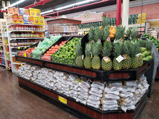 Grocery Store «C-Town Supermarkets», reviews and photos, 560 W 125th St, New York, NY 10027, USA