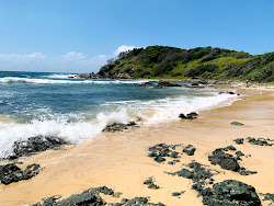 Foto di Shelly Beach sorretto da scogliere
