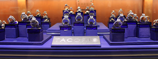 Jewelry Store «Henne Jewelers», reviews and photos, 5501 Walnut St, Pittsburgh, PA 15232, USA