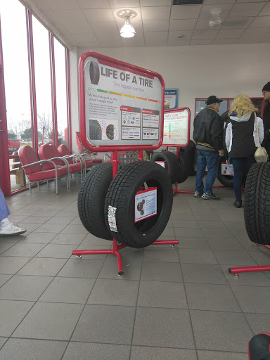Tire Shop «Discount Tire Store - Clinton Township, MI», reviews and photos, 33633 Gratiot Ave, Charter Twp of Clinton, MI 48035, USA