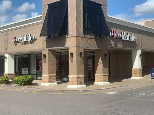 T-Mobile, 2000 Mallory Ln #180, Franklin, TN 37067, USA, 