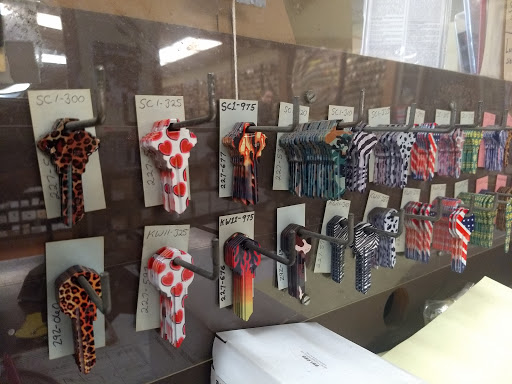 Locksmith «Jay Key Service Inc», reviews and photos, 1106 E St Louis St, Springfield, MO 65806, USA