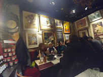 Atmosphère du Restaurant français Heureux comme Alexandre - Saint Michel à Paris - n°15