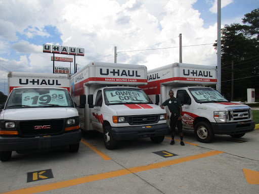 Truck Rental Agency «U-Haul Moving & Storage of Stone Mountain», reviews and photos, 4940 Memorial Dr, Stone Mountain, GA 30083, USA