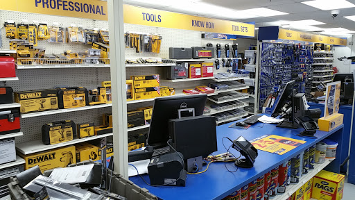 Auto Parts Store «NAPA Auto Parts - Genuine Parts Company», reviews and photos, 7400 W 27th St, St Louis Park, MN 55426, USA