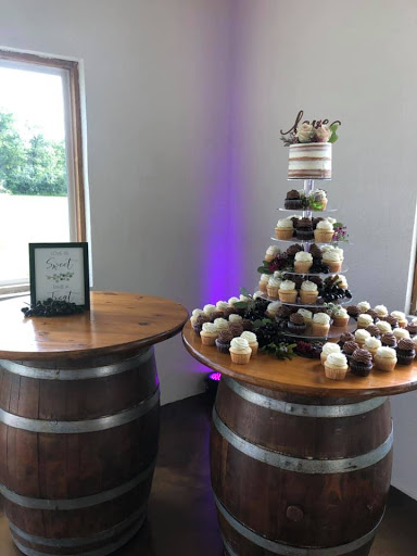 Wedding Venue «Chantelle Marie Lakehouse & Celebration Hall», reviews and photos, 5151 W Lake Rd, Auburn, NY 13021, USA