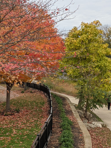 Park «Bicentennial Riverfront Park», reviews and photos, 301 E Hydraulic St, Yorkville, IL 60560, USA