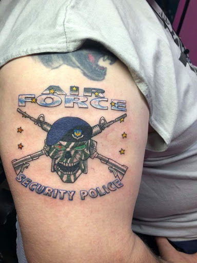 Tattoo Shop «Got Ink Tattoos», reviews and photos, 241 High St, Burlington, NJ 08016, USA