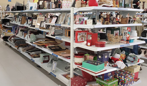 Thrift Store «Value Village», reviews and photos