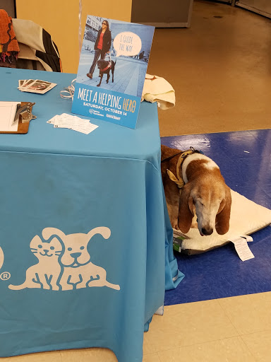 Pet Supply Store «Petco Animal Supplies», reviews and photos, 806 W Paradise Dr, West Bend, WI 53095, USA