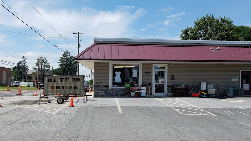 Thrift Store «Leola Thrift Shoppe», reviews and photos, 265 W Main St, Leola, PA 17540, USA