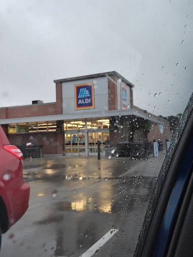 Supermarket «ALDI», reviews and photos, 2045 N Loop 336 W, Conroe, TX 77304, USA