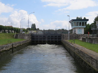 Ecluse Pont-Sainte-Maxence à Pont-Sainte-Maxence