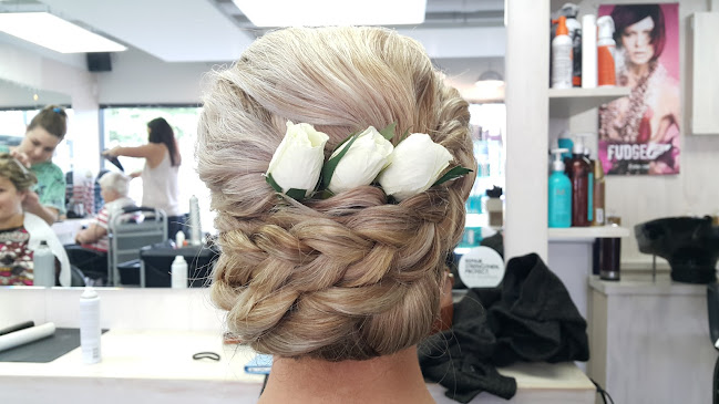 Alice Hair Salon Open Times