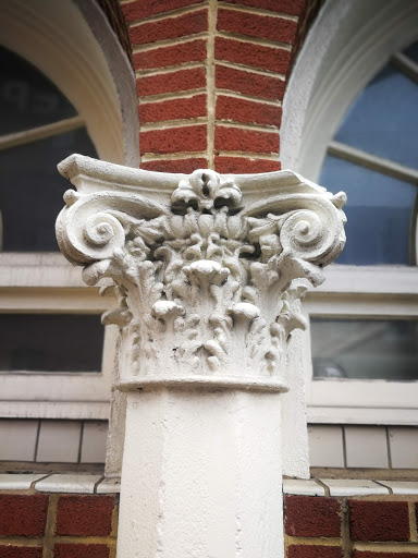 Used Book Store «Winding Way Books At Gallery», reviews and photos, 106 W Chestnut St, Lancaster, PA 17603, USA