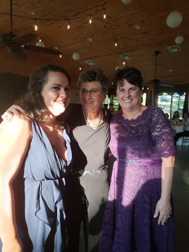 Event Venue «Sleepy Hollow Inn & Event Center», reviews and photos, 132 Old Jims Branch Rd, Swannanoa, NC 28778, USA