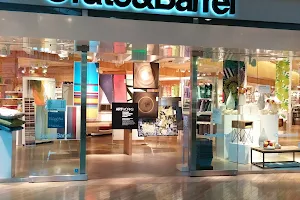 Crate & Barrel image