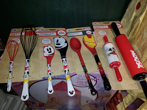 Toy Store «Disney Store», reviews and photos, 3111 W Chandler Blvd, Chandler, AZ 85226, USA