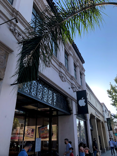 Computer Store «Apple Pasadena», reviews and photos, 54 W Colorado Blvd, Pasadena, CA 91105, USA
