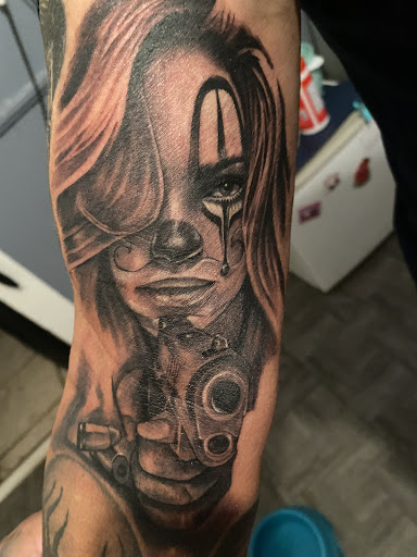 Tattoo Shop «Bad Habits Tattoo Studio», reviews and photos, 1502 Callaghan Rd, San Antonio, TX 78228, USA