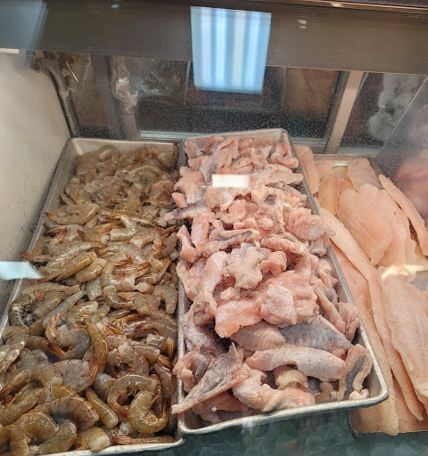 Supermarket «Crestmont Park Supermarket», reviews and photos, 11404 Martin Luther King Blvd, Houston, TX 77048, USA