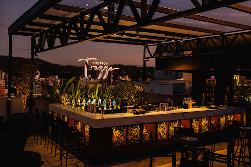 Logo da empresa - Trezze Rooftop