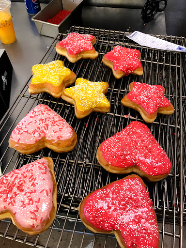 Donut Shop «Yum Yum Donuts», reviews and photos, 5454 Orangethorpe Ave, La Palma, CA 90623, USA