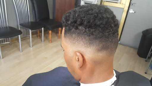 Barber Shop «Pro-Kutz Barbershop LLC.», reviews and photos, 7220 Edgewater Dr, Lockhart, FL 32810, USA