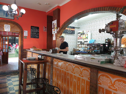 Bar restaurante Casa Paco - Cam. Agropecuario de Realenga, 1, 29140 Málaga, Spain