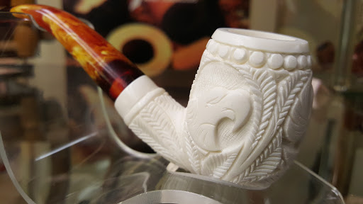 Tobacco Shop «Pipes & Pleasures», reviews and photos, 4244 E Main St, Columbus, OH 43213, USA